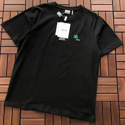 ￥~139 D🔥O🔥 T-SHIRT 77040143 (im 185CM 80KG iwear size M in the photo)