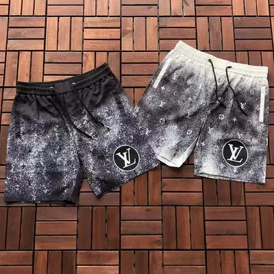 ￥~85 L🔥 SHORTS 77040170 (im 185CM 80KG iwear size L in the photo)