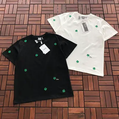 ￥~169 D🔥O🔥 T-SHIRT 77040132 (im 185CM 80KG iwear size M in the photo)