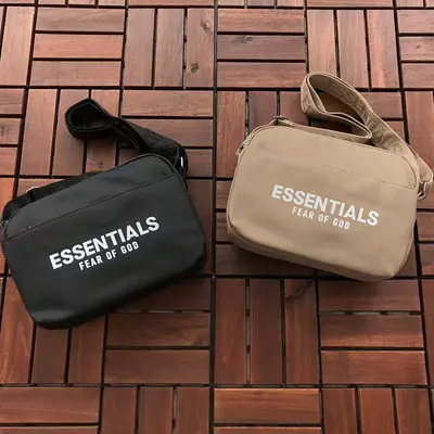 ¥~125 FOG BAG 66040192 (长25CM*宽18CM*高6CM)