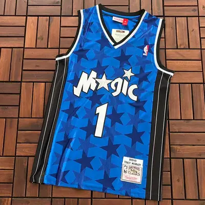 ¥ 79 NBA BASKETBALL 88040106 (im 176CM 58KG iwear size M in the photo)