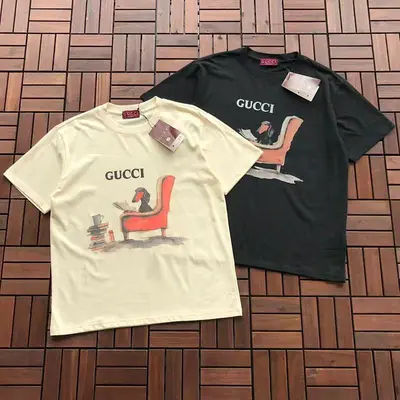 ￥~149 G🔥C🔥I T-SHIRT 66040210 (im 185CM 80KG iwear size M in the photo)