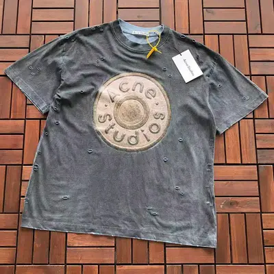 ￥135 ACNE STUDIOS T-SHIRT 88040240 (im 176CM 58KG iwear size M in the photo)