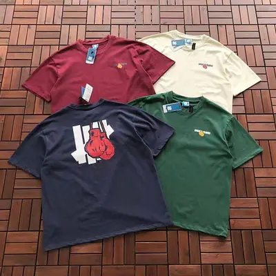￥129 UNDEFEATED T-SHIRT 88040207 (im 176CM 58KG iwear size M in the photo)