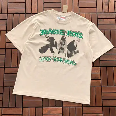 ￥~89 SAINT MICHAEL T-SHIRT 77040225 (im 185CM 80KG iwear size M in the photo)