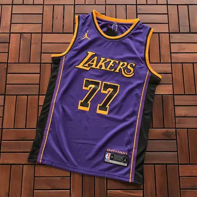 ￥ 79 NBA BASKETBALL 88040414 (im 176CM 58KG iwear size M in the photo)