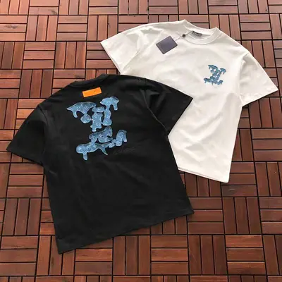 ￥~149 L🔥T-SHIRT 66040325 (im 176CM 58KG iwear size M in the photo)