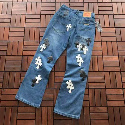 ￥~139 CH🔥OM🔥 HE🔥RTS JEANS 77040307 (im 176CM 58KG iwear size L in the photo)