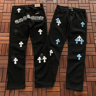 ￥~139 CH🔥OM🔥 HE🔥RTS JEANS 77040305 (im 176CM 58KG iwear size L in the photo)