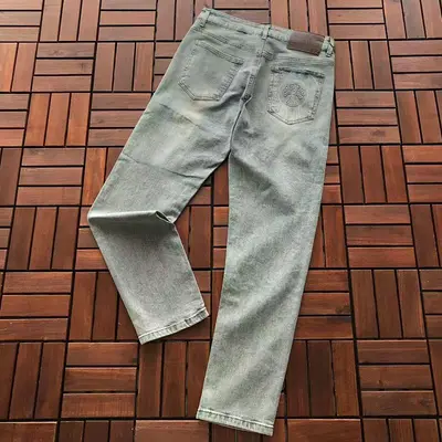 ￥~139 CH🔥OM🔥 HE🔥RTS JEANS 77040317 (im 176CM 58KG iwear size 28 in the photo)