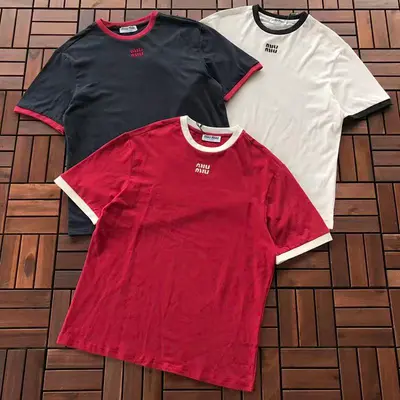 ￥129 M🔥U M🔥U T-SHIRT 88040420 (im 180CM 68KG iwear size M in the photo)