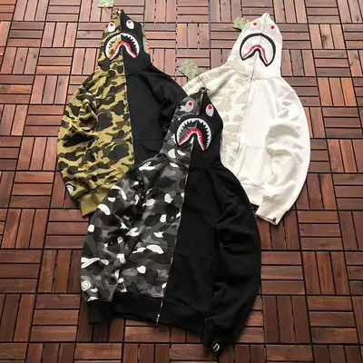 ￥~215 BAPE HOODIE 55040529