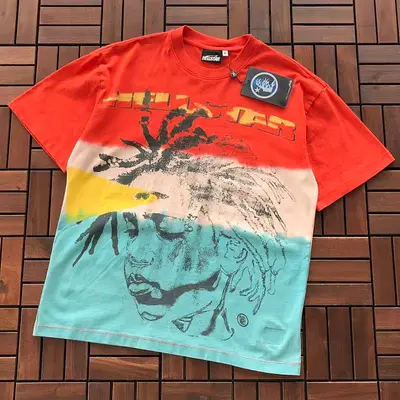 ￥~89 HELLSTAR T-SHIRT 77040545 (im 176CM 58KG iwear size M in the photo)