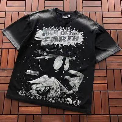 ￥~89 HELLSTAR T-SHIRT 77040696 (im 176CM 58KG iwear size M in the photo)