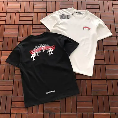 ¥~109 CH🔥OM🔥 HE🔥RTS T-SHIRT 66040729 (im 176CM 58KG iwear size M in the photo)