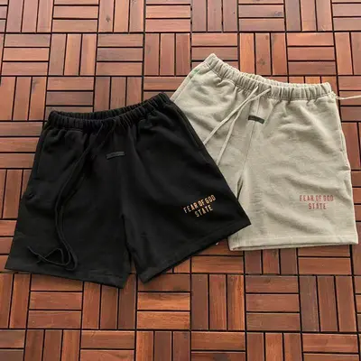 ¥ 125 FOG SHORTS FLEECE 88040712 (im 176CM 58KG iwear size S in the photo)