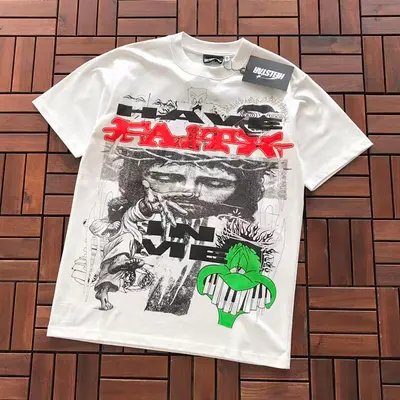 ￥~115 HELLSTAR T-SHIRT 55040805 (im 176CM 58KG iwear size M in the photo)