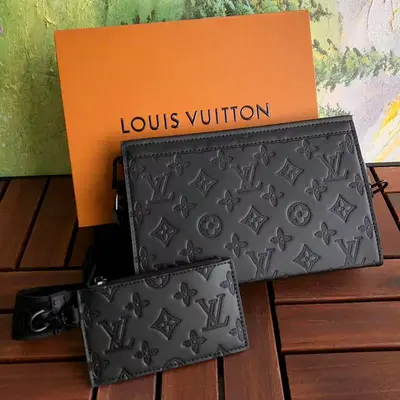 ¥ 285 L🔥BAG 88040950 (长22CM*宽14CM*高6CM)