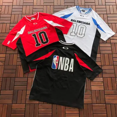 ￥~165 B🔥L🔥🔥🔥IA🔥A & NBA T-SHIRT 77041007 (im 185CM 70KG iwear size 3 in the photo)