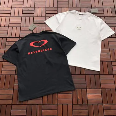 ￥~115 B🔥L🔥🔥🔥IA🔥A T-SHIRT 55041018 (im 185CM 80KG iwear size M in the photo)