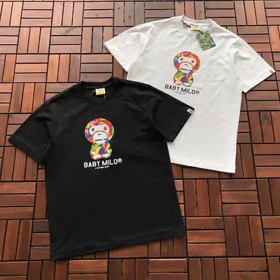 ￥~109 BAPE T-SHIRT 55041133 (im 185CM 70KG iwear size M in the photo)