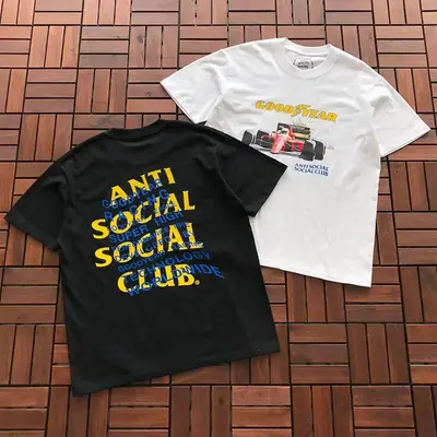￥ ~ 85 ANTI SOCIAL SOCIAL CLUB T-SHIRT 55041116 (im 185CM 70KG iwear size M in the photo)