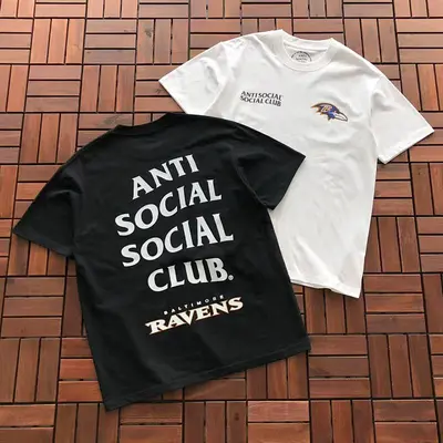 ￥ ~ 85 ANTI SOCIAL SOCIAL CLUB T-SHIRT 55041112 (im 185CM 70KG iwear size M in the photo)
