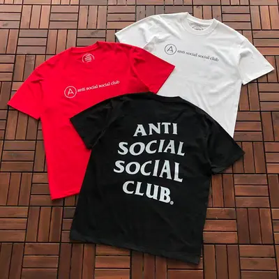 ￥~85 ANTI SOCIAL SOCIAL CLUB T-SHIRT 55041111 (im 185CM 70KG iwear size L in the photo)