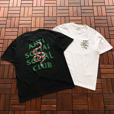 ￥~85 ANTI SOCIAL SOCIAL CLUB T-SHIRT 55041250 (im 185CM 70KG iwear size L in the photo)