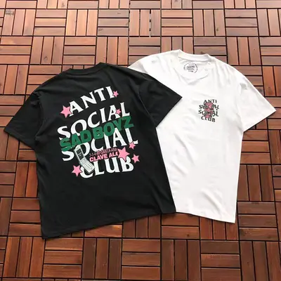 ￥~85 ANTI SOCIAL SOCIAL CLUB T-SHIRT 55041258 (im 185CM 70KG iwear size M in the photo)