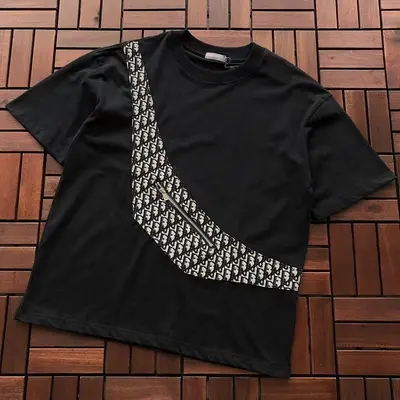 ￥~89 D🔥O🔥 T-SHIRT 55041264 (im 185CM 70KG iwear size M in the photo)