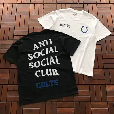 ￥~85 ANTI SOCIAL SOCIAL CLUB T-SHIRT 55041241 (im 185CM 70KG iwear size M in the photo)