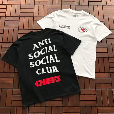 ￥ ~ 85 ANTI SOCIAL SOCIAL CLUB T-SHIRT 55041244 (im 185CM 70KG iwear size M in the photo)