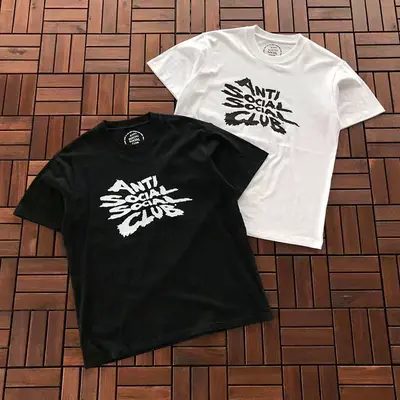 ￥ ~ 85 ANTI SOCIAL SOCIAL CLUB T-SHIRT 55041252 (im 185CM 70KG iwear size M in the photo)