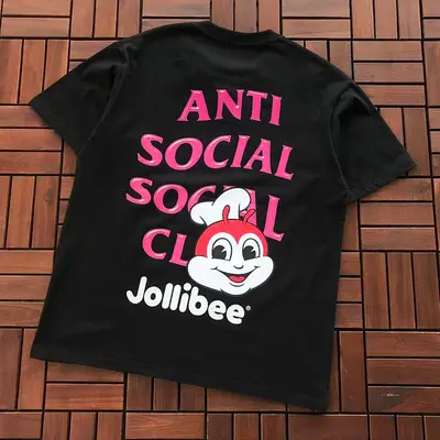 ￥~85 ANTI SOCIAL SOCIAL CLUB T-SHIRT 55041262 (im 185CM 70KG iwear size L in the photo)