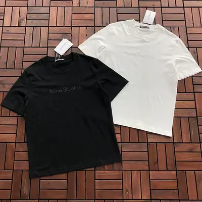￥~179 ACNE STUDIOS T-SHIRT 66041203 (im 180CM 68KG iwear size M in the photo)