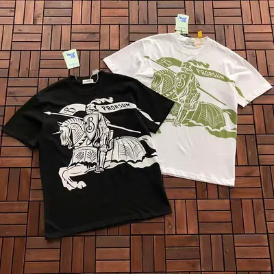 ￥~95 B🔥RB🔥RRY T-SHIRT 77041210 (im 180CM 68KG iwear size L in the photo)