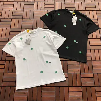 ￥~99 D🔥O🔥 T-SHIRT 77041215 (im 180CM 68KG iwear size L in the photo)