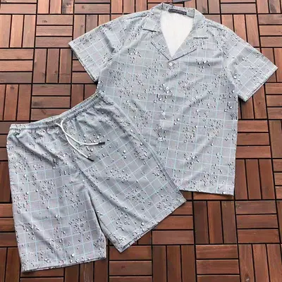 ￥~179 L🔥T-SHIRT SHIRT SHORTS 77041350 (im 185CM 80KG iwear size L in the photo)