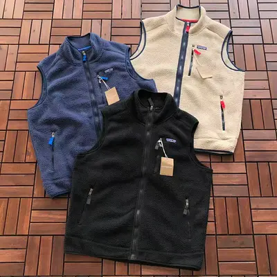 ￥~139 P🔥TAG🔥N🔥A VEST FLEECE 55041351 (im 185CM 70KG iwear size M in the photo)