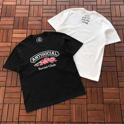 ￥ ~ 85 ANTI SOCIAL SOCIAL CLUB T-SHIRT 55041587 (im 185CM 70KG iwear size L in the photo)