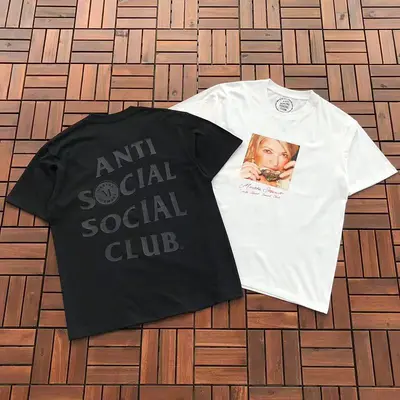 ￥~85 ANTI SOCIAL SOCIAL CLUB T-SHIRT 55041602 (im 185CM 70KG iwear size M in the photo)