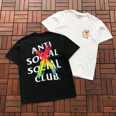 ￥~85 ANTI SOCIAL SOCIAL CLUB T-SHIRT 55041582 (im 185CM 70KG iwear size M in the photo)
