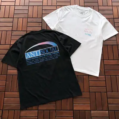 ￥~85 ANTI SOCIAL SOCIAL CLUB T-SHIRT 55041620 (im 185CM 70KG iwear size M in the photo)