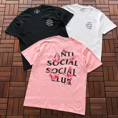 ￥~85 ANTI SOCIAL SOCIAL CLUB T-SHIRT 55041662 (im 185CM 70KG iwear size M in the photo)