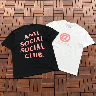 ￥~85 ANTI SOCIAL SOCIAL CLUB T-SHIRT 55041300 (im 185CM 70KG iwear size L in the photo)