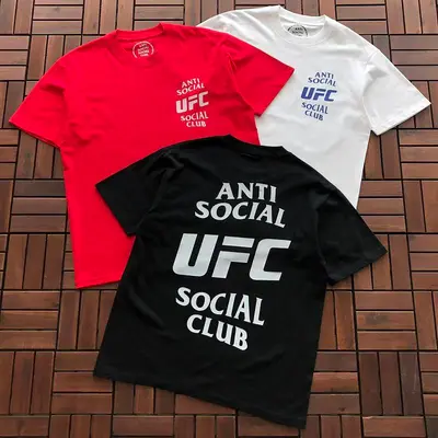 ￥~85 ANTI SOCIAL SOCIAL CLUB T-SHIRT 55041628 (im 185CM 70KG iwear size M in the photo)