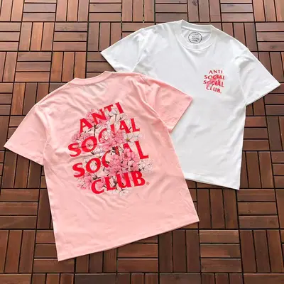 ￥~85 ANTI SOCIAL SOCIAL CLUB T-SHIRT 55041658 (im 185CM 70KG iwear size M in the photo)