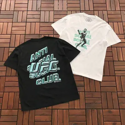 ￥~85 ANTI SOCIAL SOCIAL CLUB T-SHIRT 55041574 (im 185CM 70KG iwear size M in the photo)