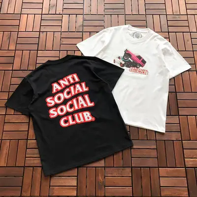 ￥~85 ANTI SOCIAL SOCIAL CLUB T-SHIRT 55041719 (im 180CM 68KG iwear size M in the photo)